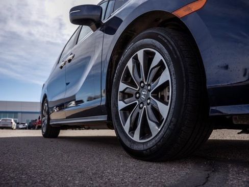 Used 2024 Honda Odyssey EX-L image 11