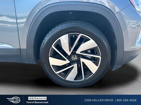 Used 2024 Volkswagen Atlas SE AWD/4WD image 28