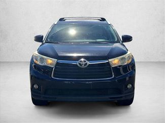 Used 2014 Toyota Highlander XLE AWD/4WD video 2