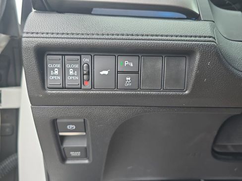 Used 2025 Honda Odyssey Touring image 22