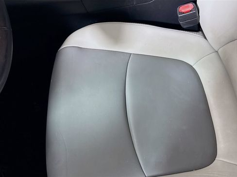 Certified 2020 Toyota RAV4 XLE Premium FWD image 18