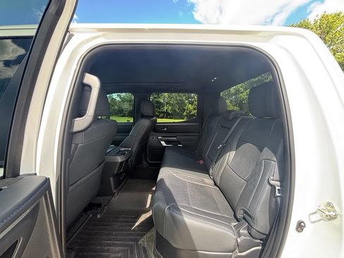 Used 2025 Toyota Tundra Platinum AWD/4WD image 15