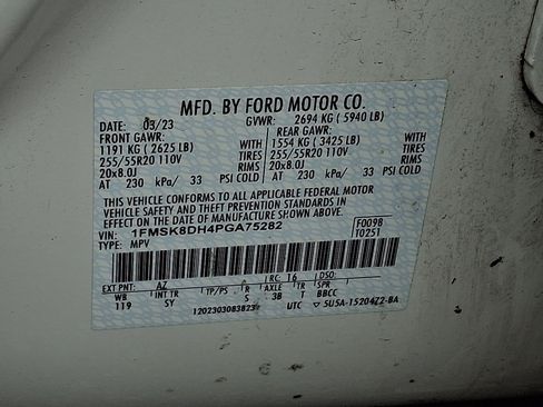Certified 2023 Ford Explorer XLT w/ Equipment Group 202A AWD/4WD image 25