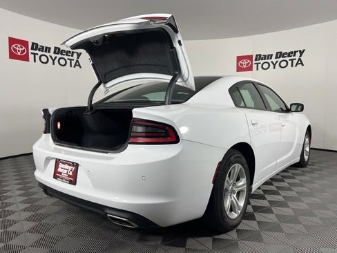 Used 2022 Dodge Charger SXT image 17