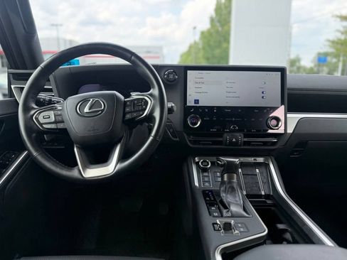 Used 2024 Lexus GX 550 AWD/4WD image 22