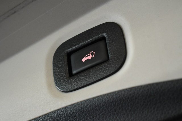 Used 2019 Nissan Rogue SV AWD/4WD image 15