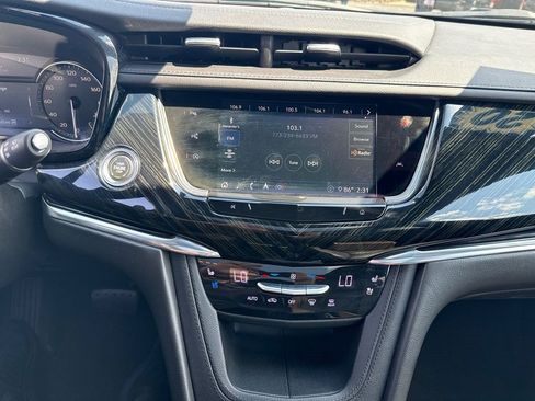 Used 2020 Cadillac XT6 Premium Luxury AWD/4WD image 31