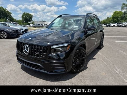 Used 2025 Mercedes-Benz GLB 35 AMG 4MATIC image 1