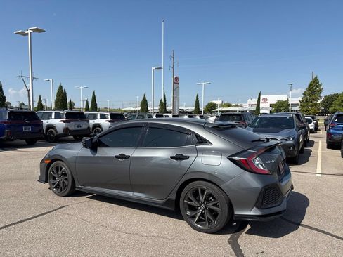Used 2018 Honda Civic Sport Touring image 6