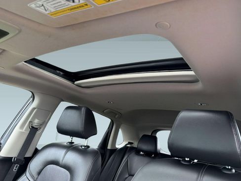 Used 2023 Honda HR-V EX-L image 19