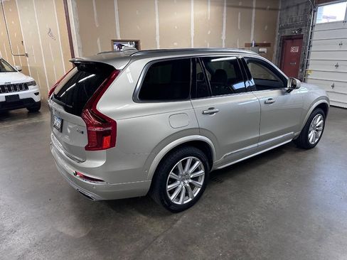 Used 2018 Volvo XC90 T6 Inscription w/ Convenience Package image 3
