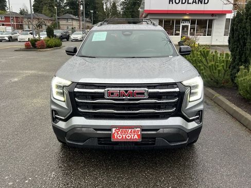 Used 2025 GMC Terrain Elevation w/ Elevation Premium Package image 4
