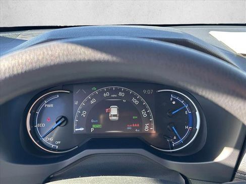 New 2025 Toyota RAV4 LE image 12