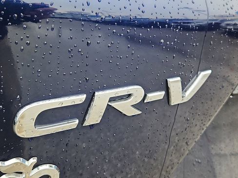 Used 2017 Honda CR-V LX image 18