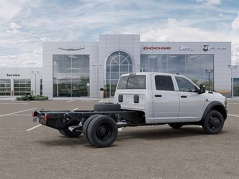 New 2026 RAM 4500 Tradesman AWD/4WD image 4