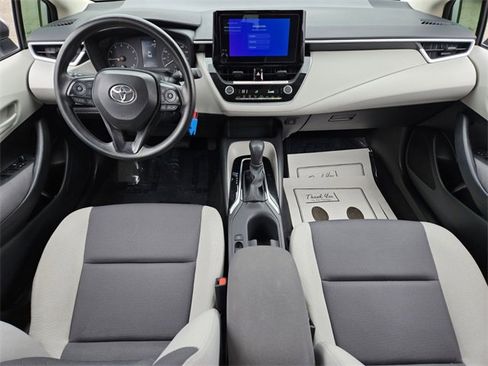 Used 2024 Toyota Corolla LE image 8