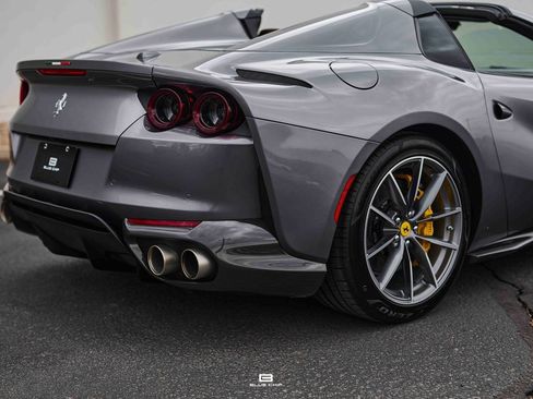 Used 2022 Ferrari 812 GTS image 14