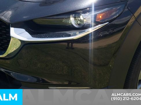 Used 2025 MAZDA CX-30 AWD 2.5 S w/ Preferred Package image 12