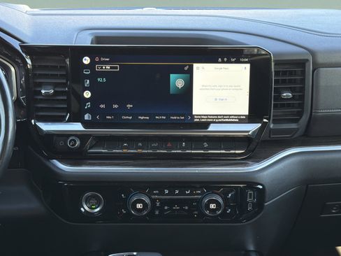 Used 2022 Chevrolet Silverado 1500 RST image 11