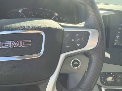 Used 2023 GMC Terrain SLE w/ Driver Convenience Package image 27