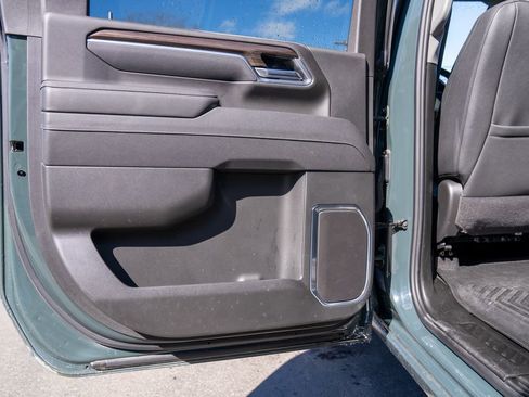 Used 2025 Chevrolet Silverado 2500 LT w/ Trail Boss Package image 17