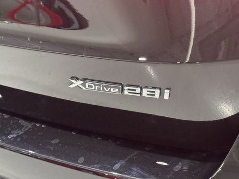 Used 2025 BMW X1 xDrive28i w/ Technology Package image 42