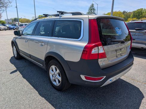 Used 2011 Volvo XC70 3.2 AWD/4WD image 4