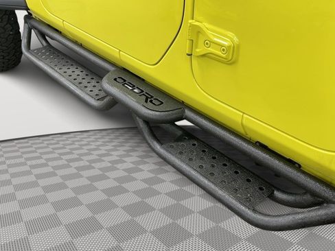 Used 2023 Jeep Wrangler Willys image 11