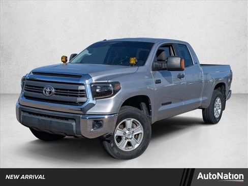 Used 2014 Toyota Tundra SR5 image 1