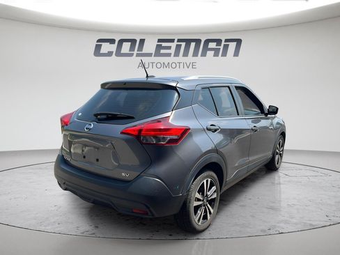 Used 2019 Nissan Kicks SV FWD image 5