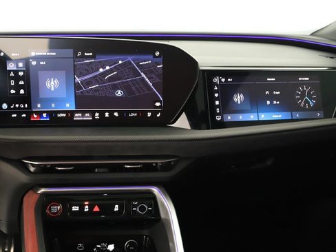 Certified 2025 Audi SQ5 Prestige image 19