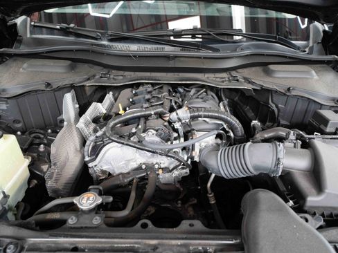 Used 2024 MAZDA CX-90 Plug-In Hybrid w/ Premium Pkg AWD/4WD image 32