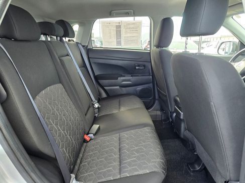 Used 2025 Mitsubishi Outlander Sport SE image 14
