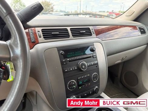 Used 2012 GMC Yukon XL SLT w/ SLT-2 Equipment Package AWD/4WD image 26