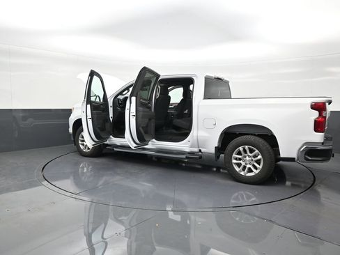 Used 2023 Chevrolet Silverado 1500 LT w/ Z71 Off-Road Package AWD/4WD image 31