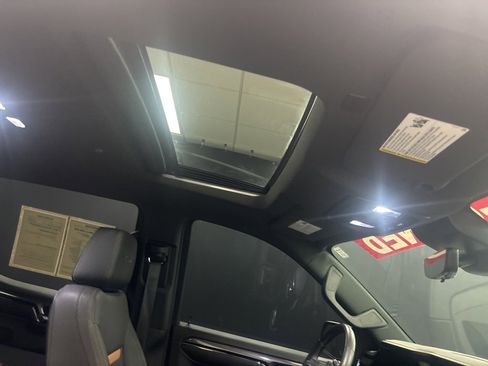 Used 2022 GMC Sierra 1500 AT4 w/ AT4 Premium Package image 15