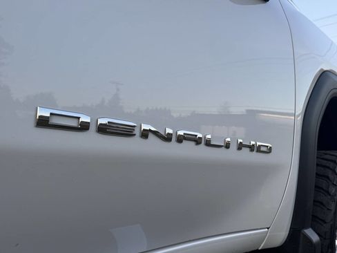 Used 2020 GMC Sierra 3500 Denali w/ Denali Ultimate Package image 23