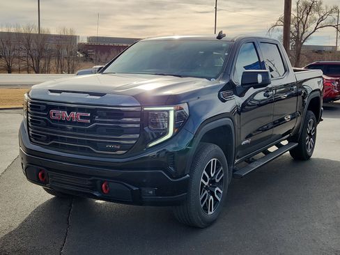 Used 2023 GMC Sierra 1500 AT4 w/ Technology Package image 1