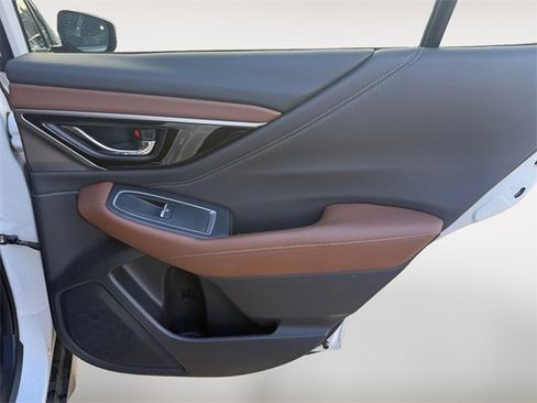 Used 2021 Subaru Outback Touring w/ Popular Package #2 image 29