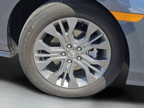 Used 2026 Honda Odyssey Touring image 19