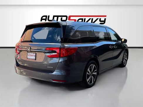 Used 2023 Honda Odyssey Touring image 7