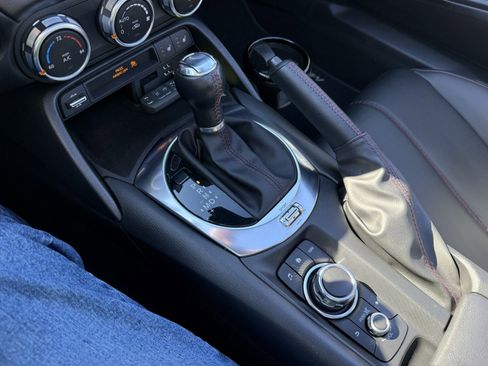 Used 2017 MAZDA MX-5 Miata RF Grand Touring image 22