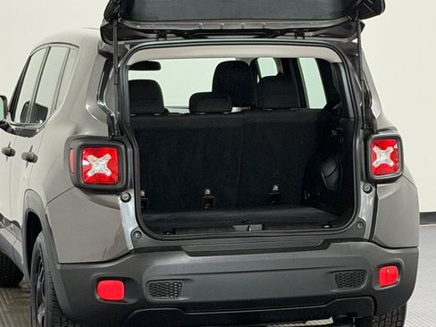 Used 2016 Jeep Renegade Sport w/ Power & Air Group FWD image 12