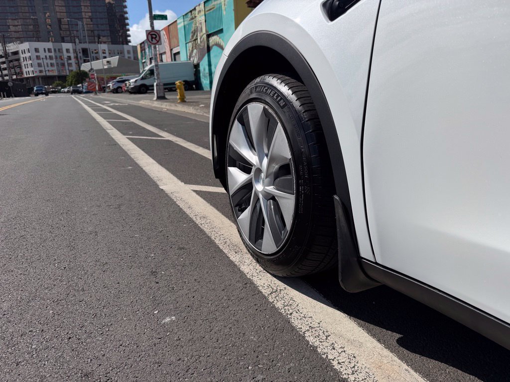 Used 2020 Tesla Model Y Long Range AWD/4WD image 8