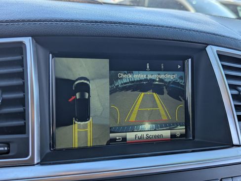 Used 2015 Mercedes-Benz GL 320 GL 350 image 21