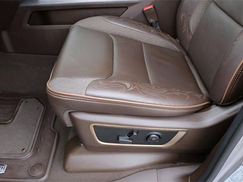 Used 2025 RAM 1500 Limited image 15