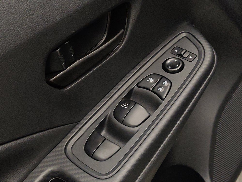 Used 2025 Nissan Versa S w/ Trunk Package FWD image 27