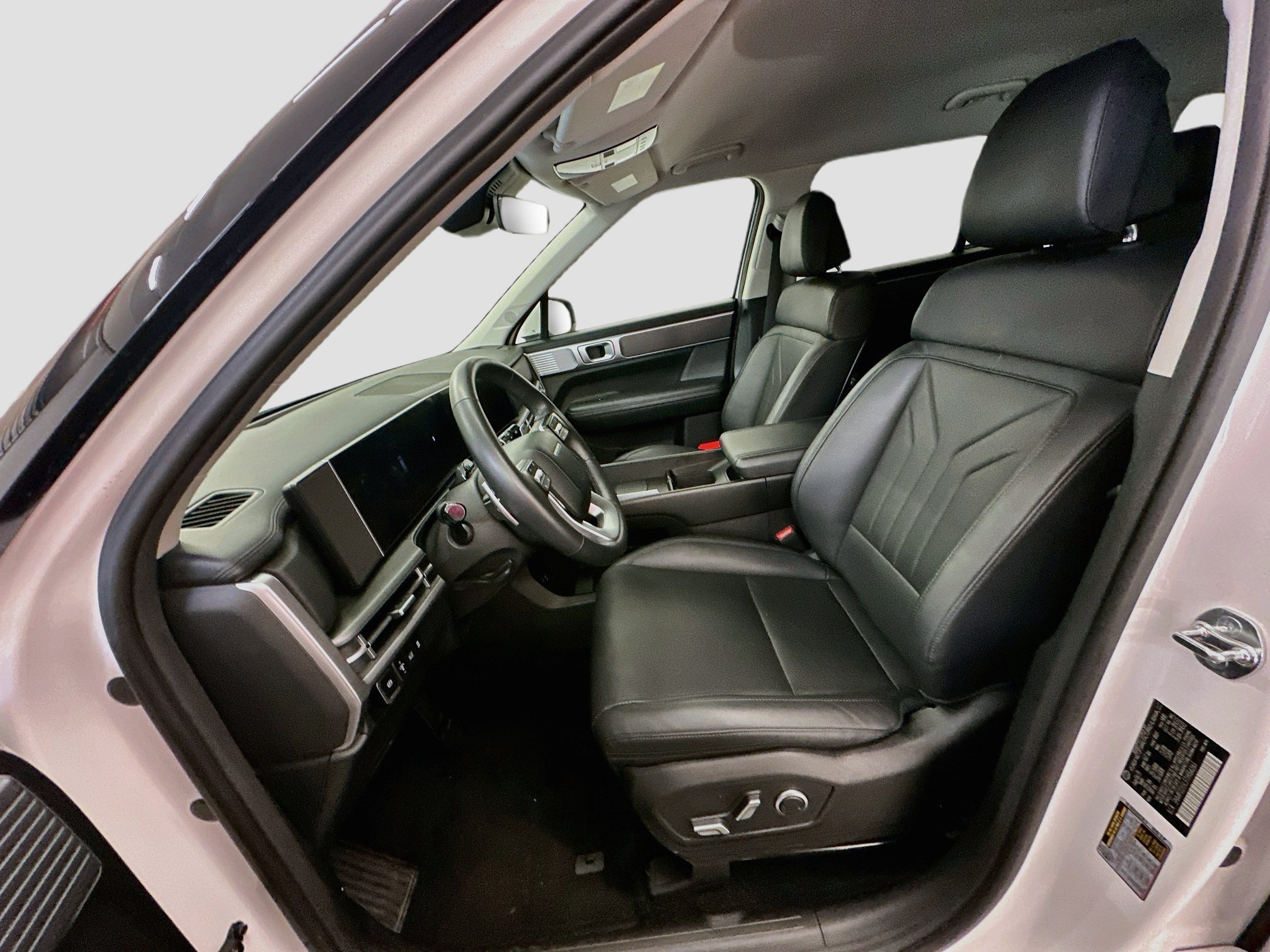 Used 2026 Hyundai Santa Fe SEL AWD/4WD image 13