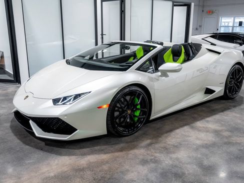 Used 2016 Lamborghini Huracan LP 610-4 AWD/4WD image 35
