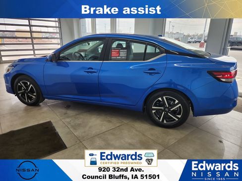 Used 2025 Nissan Sentra SV FWD image 6